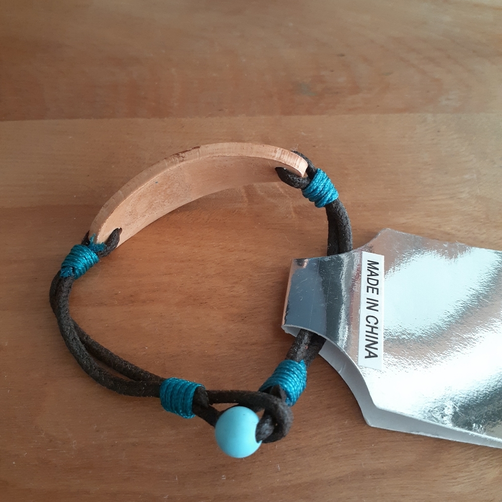 Bracelets - Picture 3 of 3